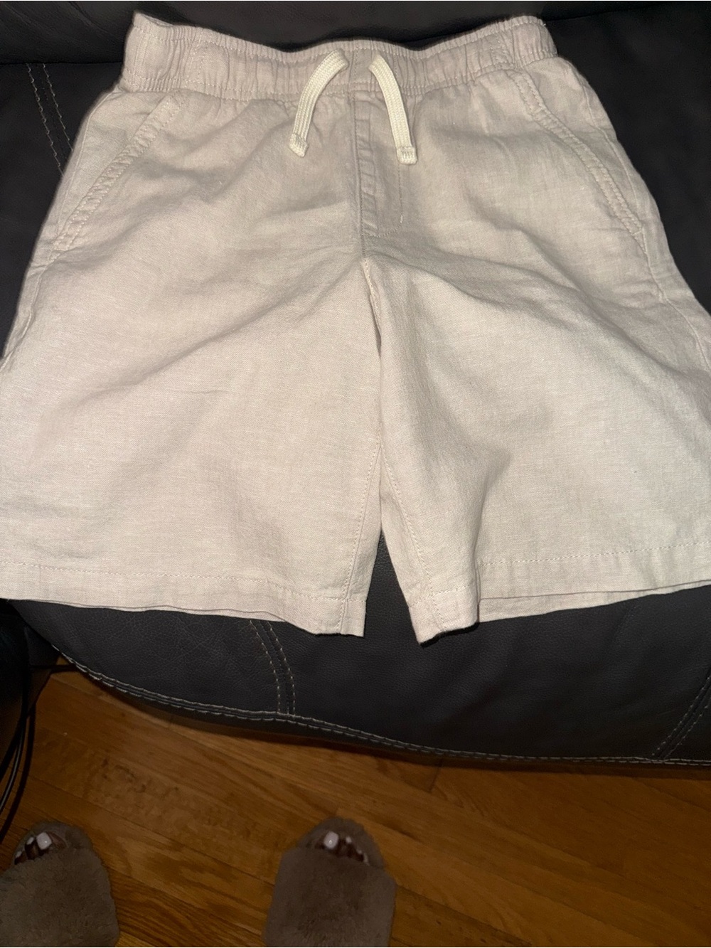 Old Navy Men's Drawstring Linen-Blend Shorts in Light Beige